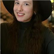 Profesora de idiomas y traductora (Rumano - Inglés - Español)